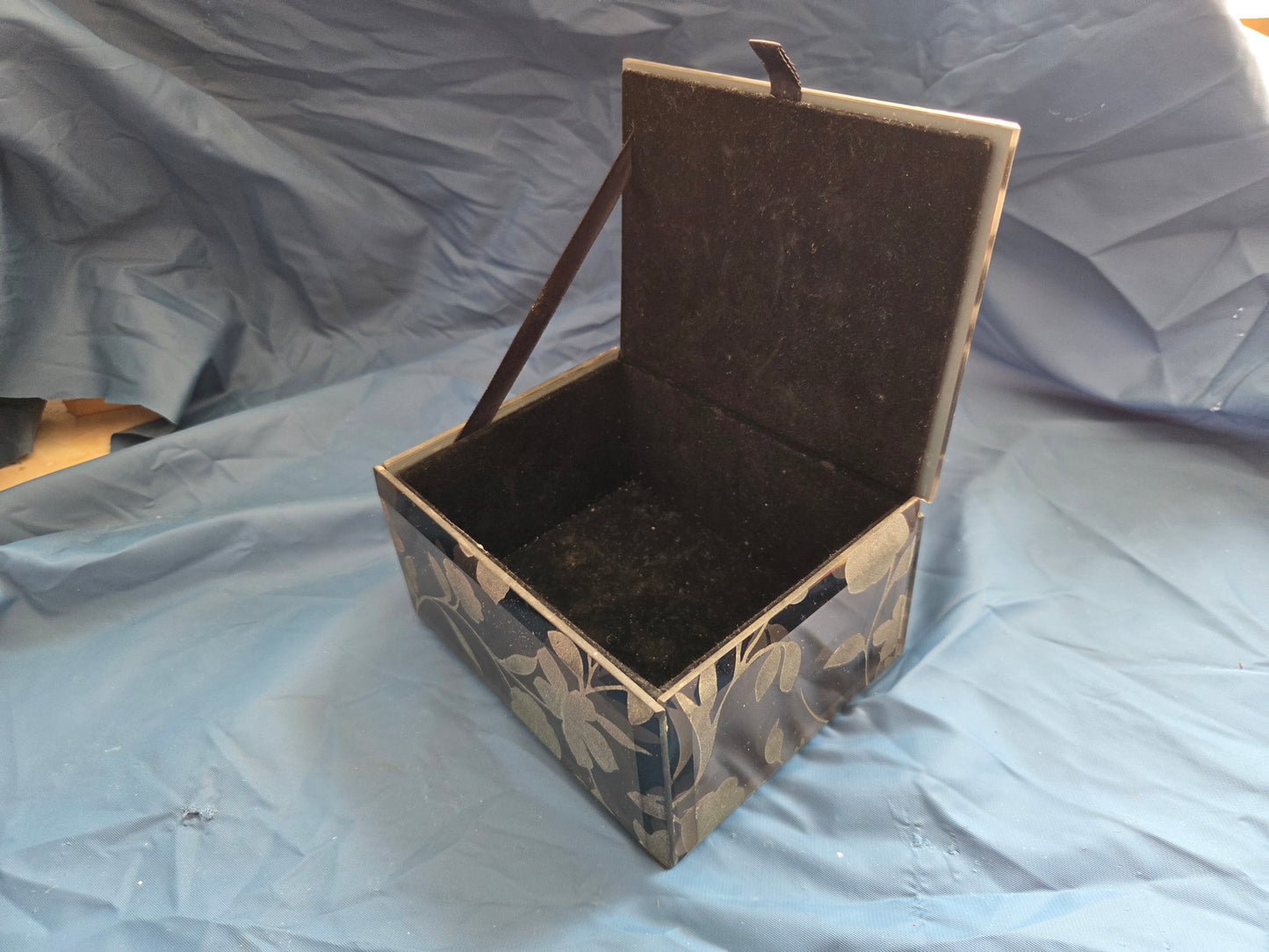 Vintage Black & Gold Floral Mirrored Trinket Box | Velvet Lined