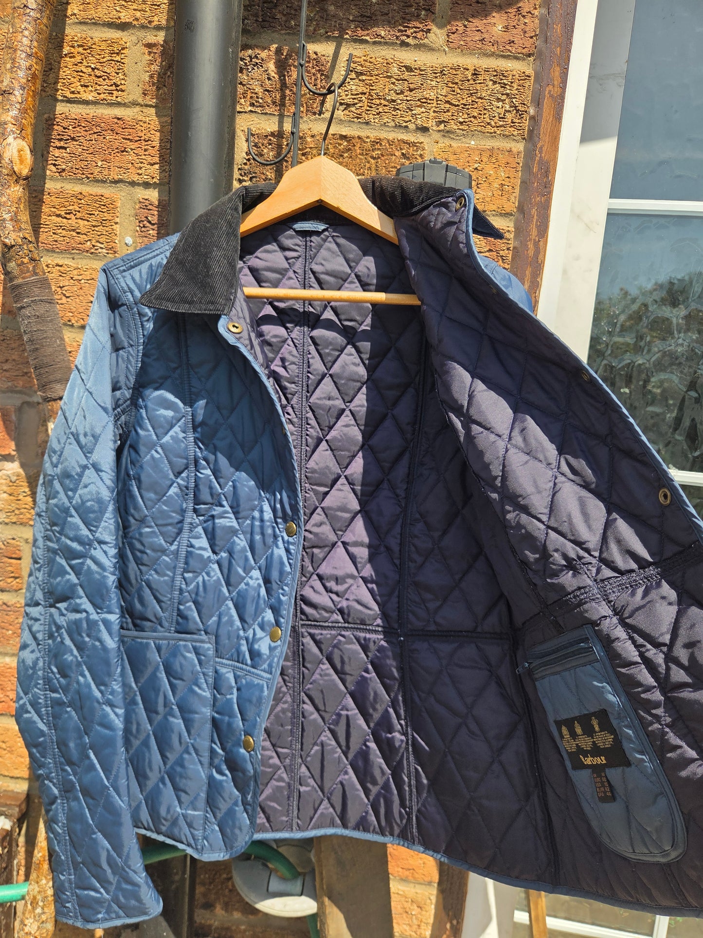 Barbour Liddesdale Quilted Jacket | Navy