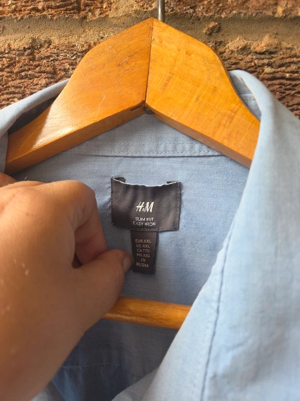 H&M slim fit XXL easy iron label