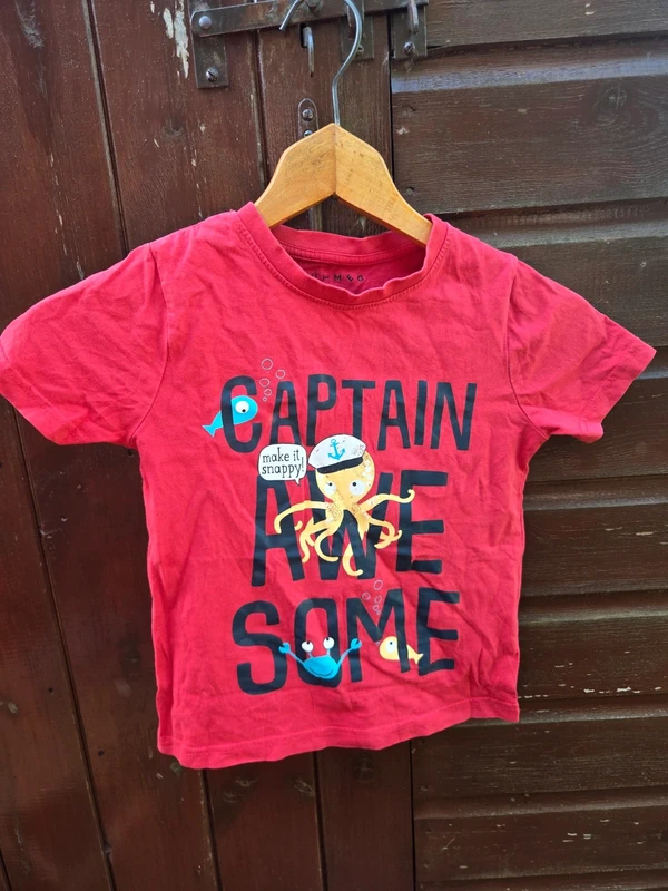 Red Captain Awesome octopus print t-shirt age 5